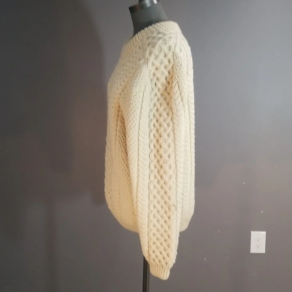 Gorgeous expertly hand knit aran/Irish/cable sweater ivory wool pure beauty! - Picture 3 of 14